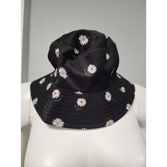Alice + Olivia AO x FitFabFun black floral white reversible bucket hat OS